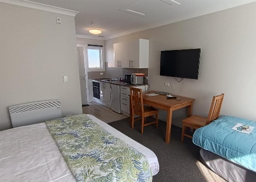 Bayfield Motel and Apartment image 12