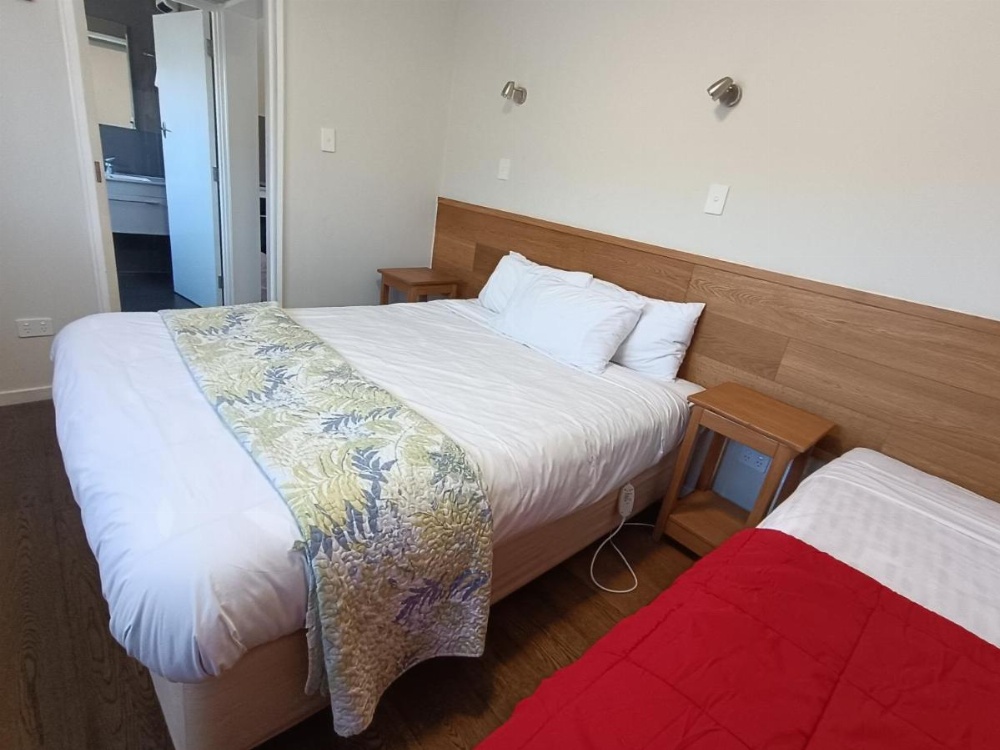Bayfield Motel and Apartment Image 18