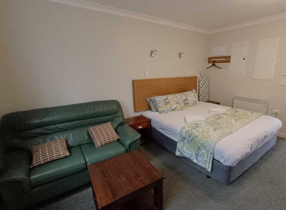 Bayfield Motel and Apartment Image 37