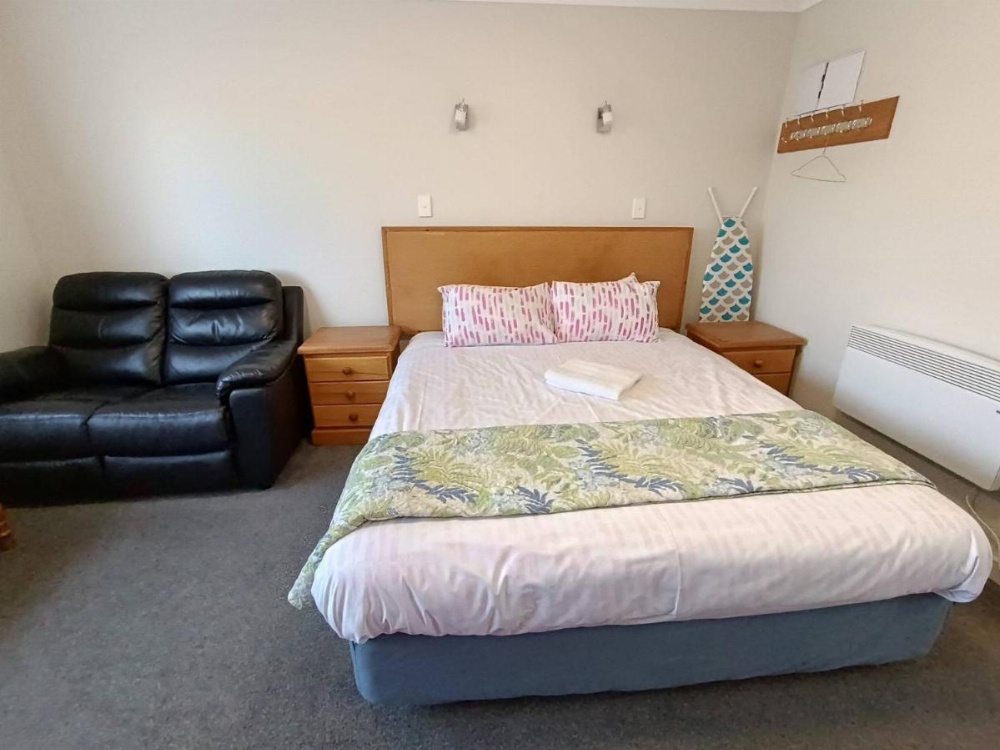 Bayfield Motel and Apartment Image 38