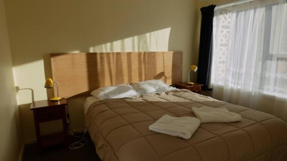 Bayfield Motel and Apartment